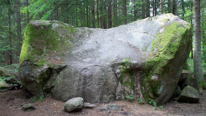 Grīžu velna beņķis