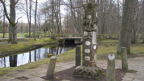 Piemineklis ārstiem