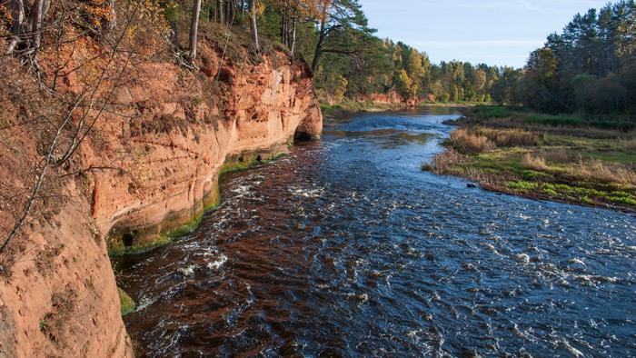 Salacas Sarkanās klintis