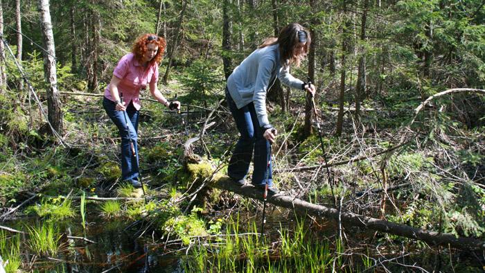 Ēkāju "kontrabandistu" taka