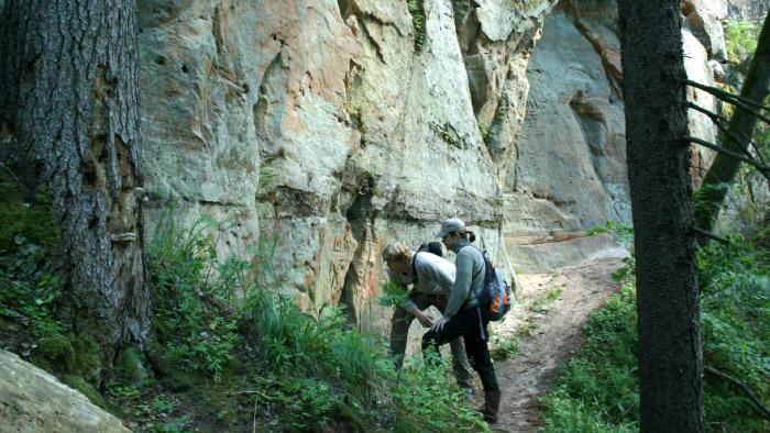 Līču-Laņģu klinšu taka