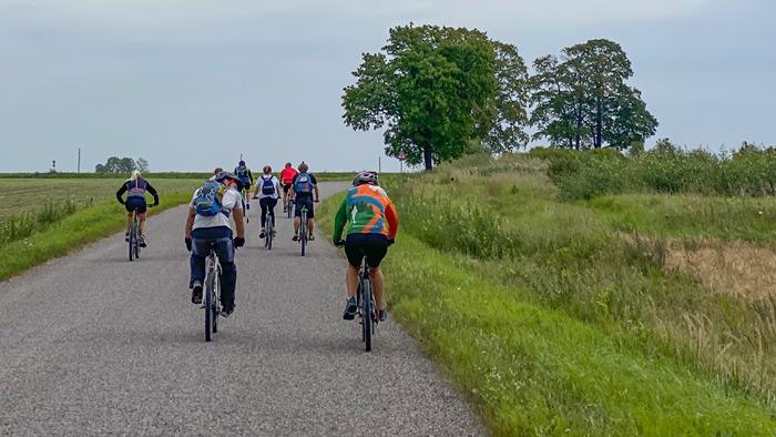 Apkārt Burtnieka ezeram